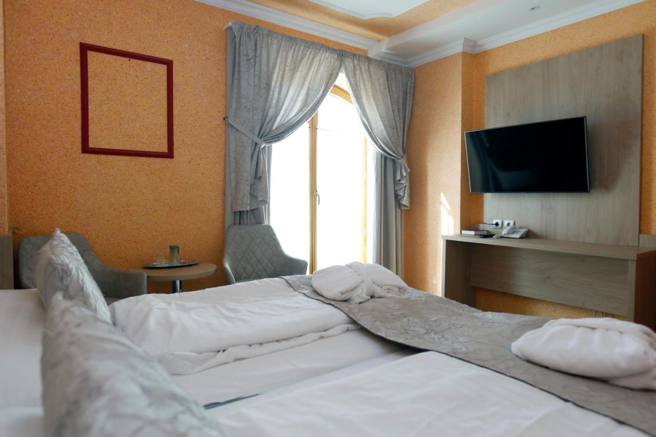 Wellness Hotel Laroba Alsoors Exterior photo