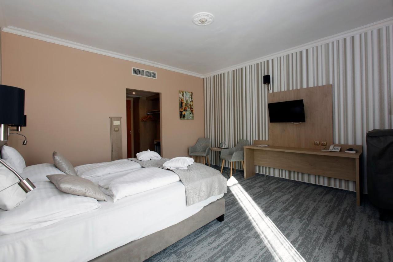 Wellness Hotel Laroba Alsoors Exterior photo